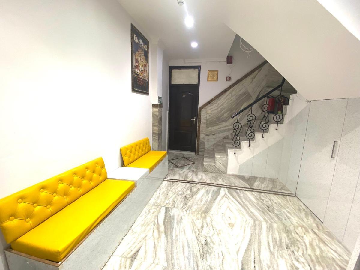 Anchal Dx Hotel New Delhi